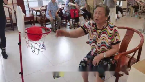 江门幸福养老院相约七夕游园活动